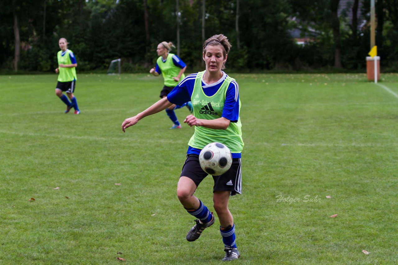 Bild 98 - Frauen SV Neuenbrook/Rethwisch - SG Ratekau Strand 08 : Ergebnis: 0:3